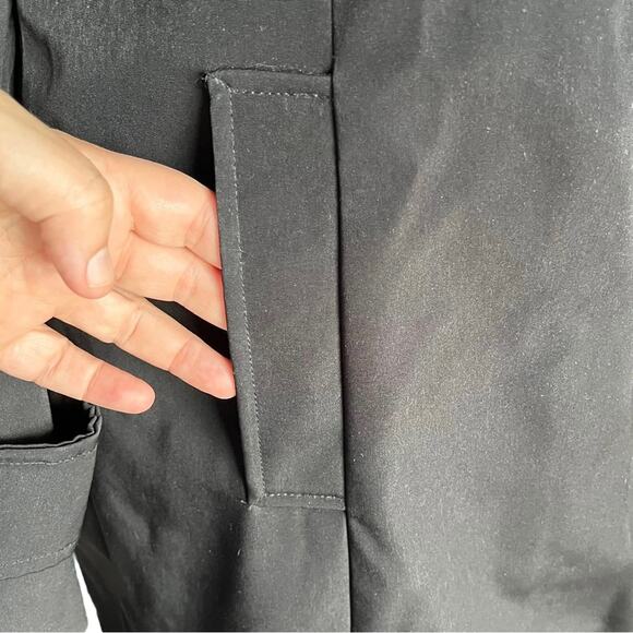 Calvin Klein black water resistant trench coat size Large button closure - Picture 7 of 14